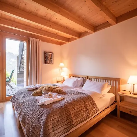 Roossi 2 Apartamento *