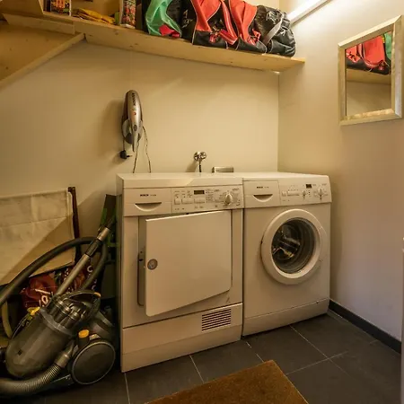 Lägenhet Roossi 2 Wengen